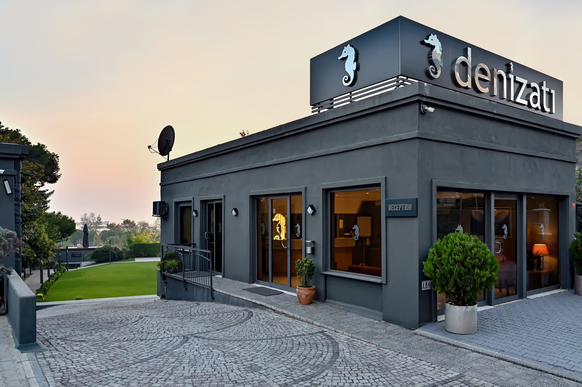 Denizati Plus Hotel - Suggested accommodation in Istanbul
